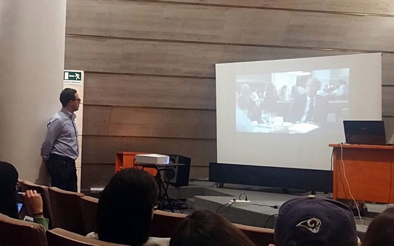 Enrique Carrasco, en la Facultad de Periodismo de las ULL