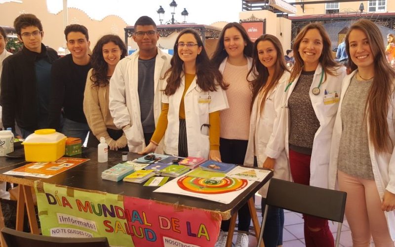 Estudiantes de Medicina en el Día Mundial de la Salud