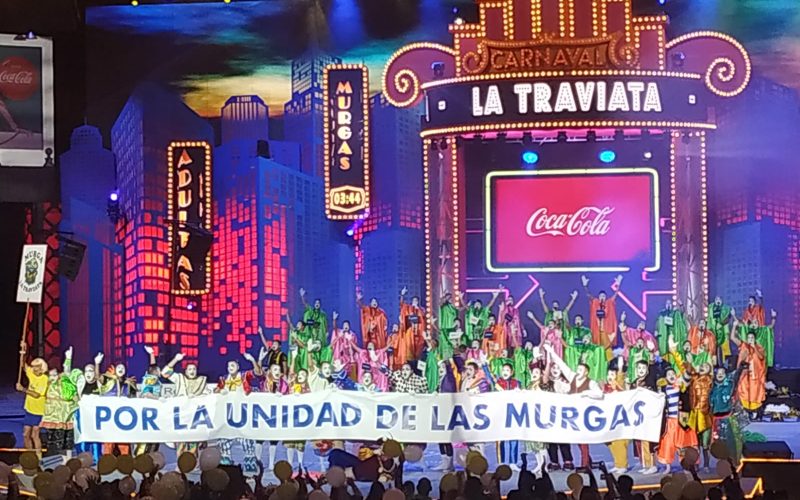 Murga Traviata pidiendo la unidad de los aficionados