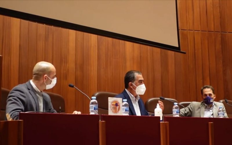 Especialistas cuestionan el poder transformador de la universidad