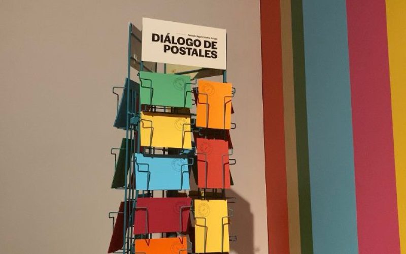 Diálogo de postales