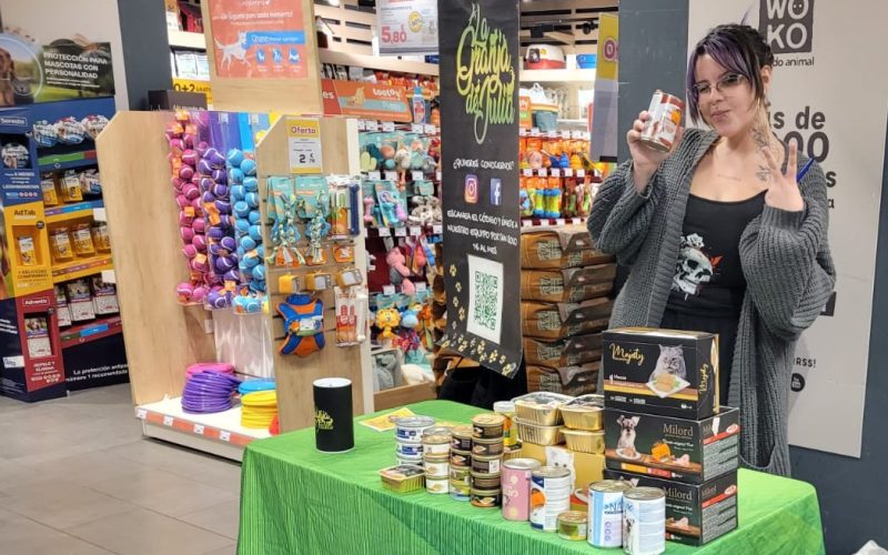 Paula Mirabal, voluntaria en recogida de alimentos.