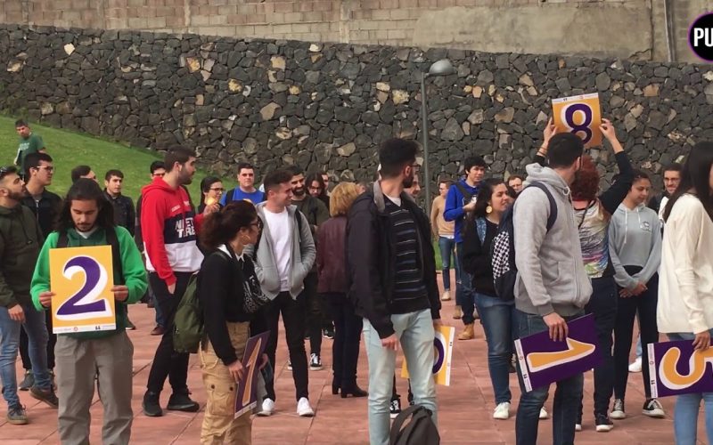 Alumnos de Matemáticas y Física homenajean el número Pi