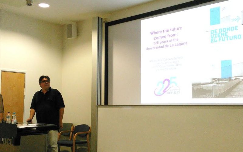 El profesor Antonio Canales en el Instituto de Educación del University College de Londres