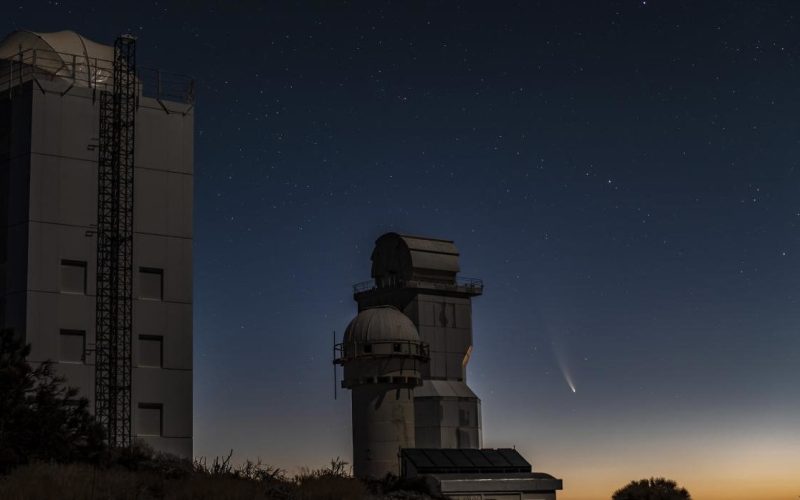 El Cometa Neowise desde el Observatorio del Teide.