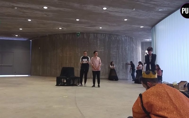 Ensayo de Verania en la Facultad de Bellas Artes de la ULL por la compañía Teatroscopia