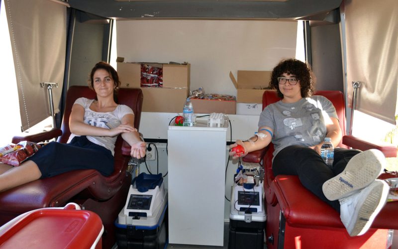 Donantes de sangre en la ULL