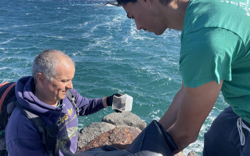 Limpieza del litoral de El Porís