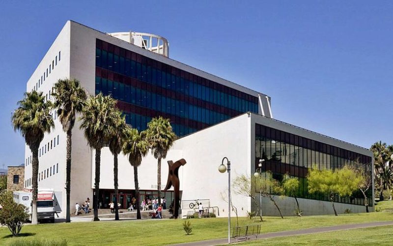 Biblioteca general y de humanidades Campus Guajara