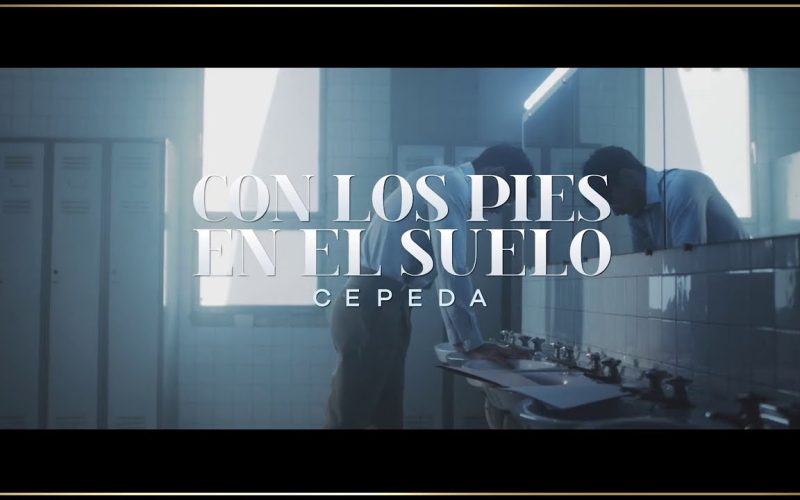 El cantante español lanza su tercer álbum: «Con Los Pies en el suelo»