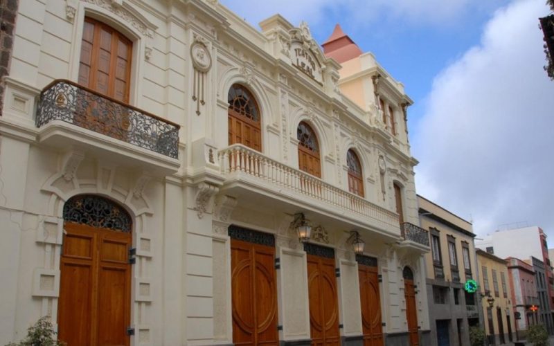 el-teatro-lea-de-san-cristobal-de-la-laguna-en-santa-cruz-de-tenerife