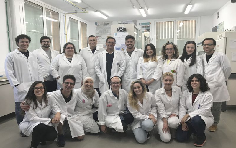 equipo-investigacion-colirios-y-queratitits
