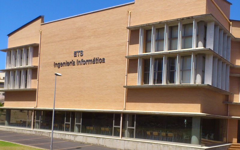 Escuela Técnica Superior de Ingenería Informática de la ULL
