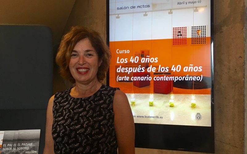 Ángeles Alemán en la conferencia ´La poética de la performance y la apropiación'.