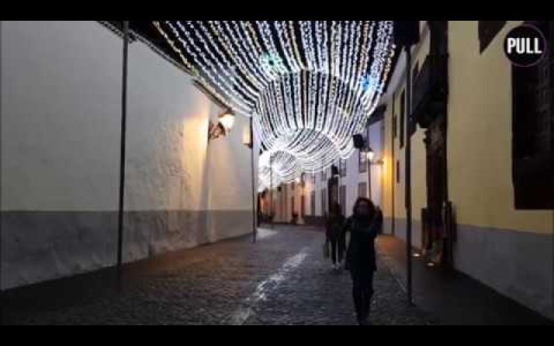 La Navidad llega a La Laguna en forma de neón