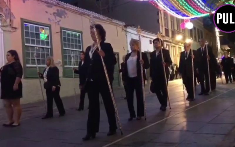 La procesión de la Santa Cruz, una tradición en Tenerife