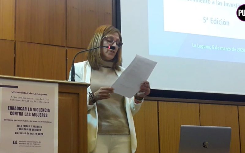La ULL muestra su apoyo al 8M a través de la lectura de un manifiesto