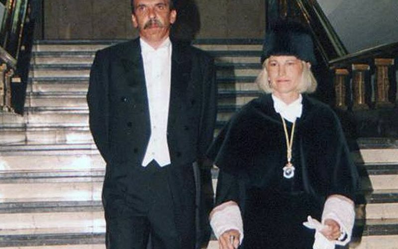 El consejero de Educación del Gobierno de Canarias, José Mendoza, y la rectora Marisa Tejedor, en la apertura del curso académico 1991-1992