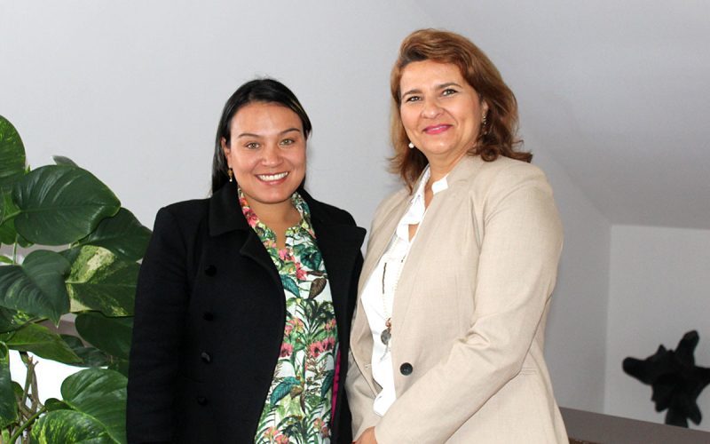 profesoras-universidad-catolica-colombia01