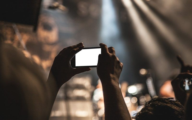 smartphone-407108_1920