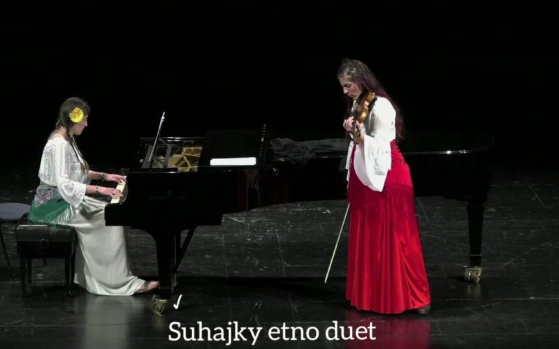 Suhajki Duet presenta las raíces de su folclore checoslovaco en La Laguna