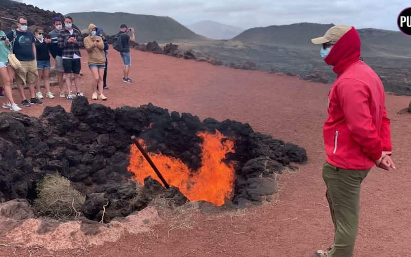Timanfaya, un paseo entre lava y ceniza