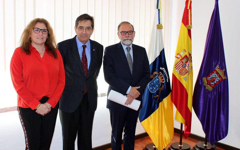 Dulce Cairós, Antonio Martinón y José Adrián García Rojas.