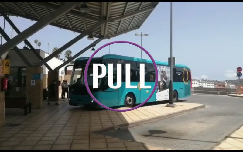 ‘La guagua de las promesas’, una iniciativa de Transportes Global en Teror