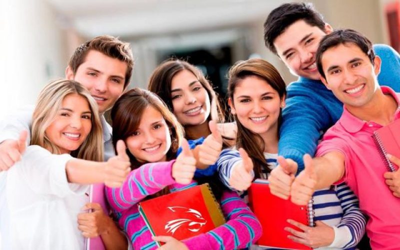 becas fundación carolina