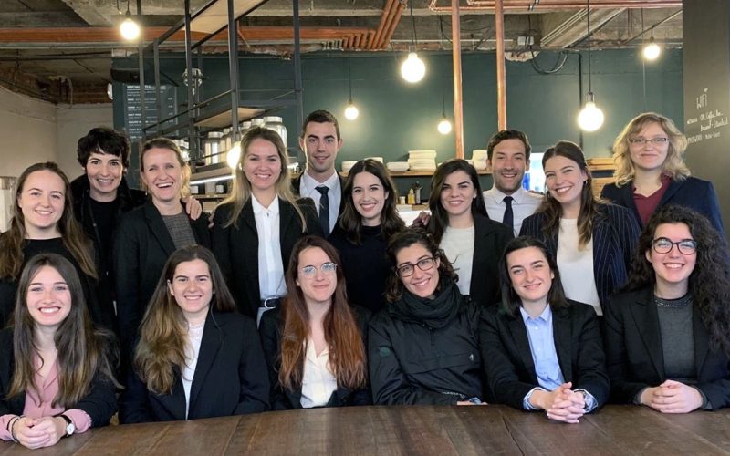 Estudiantes del Máster de  Interpretación de la ULL, en las instituciones de la UE